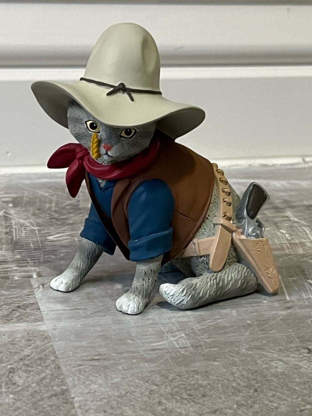 “One Bad Out-Claw" cat figurine from The Hamilton Collection